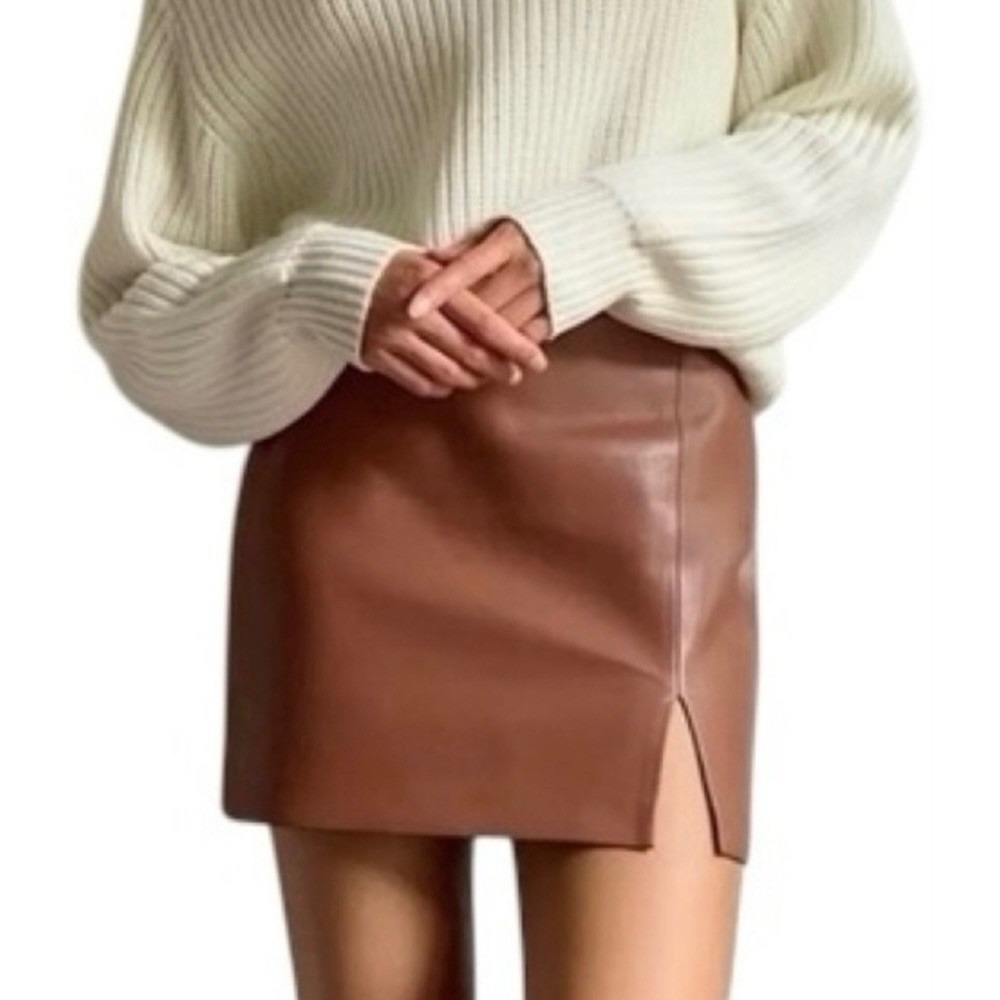 Wilfred Aritzia Vegan Leather Mini Skirt Womens 4 Brown Front Slit Academia New